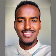 Choose your midfield master: Lampard or Gerrard? #UCL