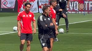 Vuelta de Isaac Romero y baja significativa en el último entrenamiento del Sevilla