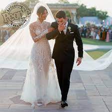 Mr And Mrs Jonas