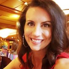 Tessa Barbazon (@TessaBarbazon)