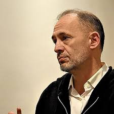 15 leçons de leadership par Christophe Urios: Être meilleur ne s'arrête  jamais : Urios, Christophe, Rey-Millet, Frédéric: Amazon.de: Books