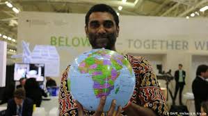 Kumi Naidoo, Direktor von Greenpeace, Südafrika | Global Ideas | DW |  09.12.2015