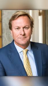 Charleston attorney Mullins McLeod announces gubernatorial bid, first  Democrat in the race