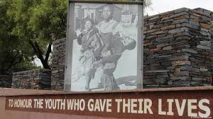 Hector was the first child to die on the day, in uprisings that spread across soweto and the country in 1976. Remembering Soweto 40 Years On Educational Inequality Remains Africa Dw 15 06 2016