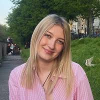 80+ perfiles de «Ebner»