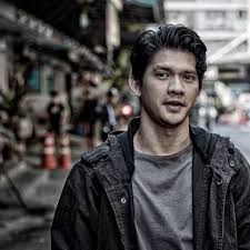 After making it through the raid almost unscathed, a young cop goes undercover to take down indonesia's most vicious crime bosses. Iko Uwais Fanpage Home Facebook