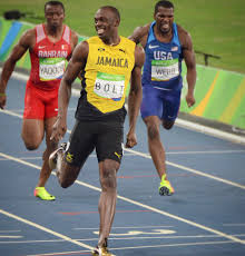 Usain bolt (sinh 21 tháng 8 năm 1986) là một cựu vận động viên điền kinh người jamaica.anh là người đang giữ kỷ lục thế vận hội và thế giới ở các nội dung chạy 100 mét với 9,58 giây, 200 mét với 19,19 giây và cùng với các đồng đội chia sẻ kỷ lục ở nội dung chạy 4 x 100 mét tiếp sức với 37,04 giây. Usain St Leo Bolt On Twitter 200m Semis Rio2016