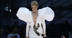 Attendue en france l'été prochain, elle a affolé la billeterie, particulièrement celle du festival des vieilles charrues. Celine Dion En Concert Tous Les Billets Vendus En Seulement 9 Minutes Togo Tribune