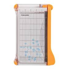 Has a useful measuring grid in inches. Fiskars Card Making Bypass Trimmer 9 Inch Craftonline