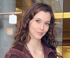 She won the contest miss mundo portugal 2001 at the age of. Camarote Leonino