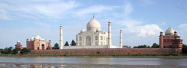 Image result for taj mahal out laying building"