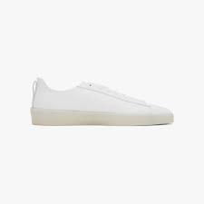 4.6 out of 5 stars 342. 32 Best White Sneakers For Women In 2021 Are Simply Stylish Vogue