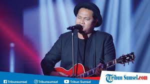 C f ku tuliskan kenangan tentang g c caraku menemukan dirimu am dm tentang apa yang membuatku mudah g c berikan. Kunci Gitar Chord Gitar Virgoun Paling Mudah Bukti Surat Cinta Untuk Starla Pakai Kunci Dasar Halaman 3 Tribun Sumsel