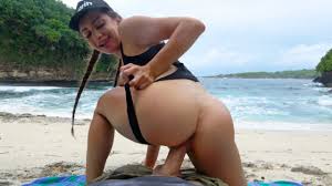 Wild sex on the beach! Hot brunette with pigtails, Huge Cock, Facial!