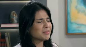 Mulher agredida por médico afirma que se reagisse apanhava mais e revela  medo