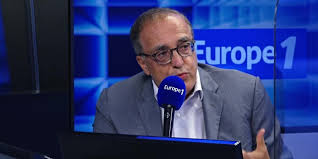 Radio, télé, nos médias nationaux s'arrachent la beauté et le professionnalisme de sonia mabrouk. Professor Gilbert Deray Is The Guest Of Sonia Mabrouk On Wednesday At 8 15 Am En24 News