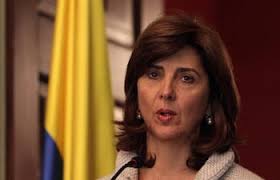 María Angela Holguín. Últimas noticias de María Angela Holguín en ABC Color