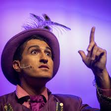 𝗔 𝗬𝗲𝗮𝗿 𝘄𝗶𝘁𝗵 𝗙𝗿𝗼𝗴 𝗮𝗻𝗱 𝗧𝗼𝗮𝗱. A story of two friends, who  just happen to be amphibians. Frog, Toad, and all their animal friends are  ready to welcome you to this family