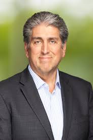 Len Suazo's Instagram, Twitter & Facebook