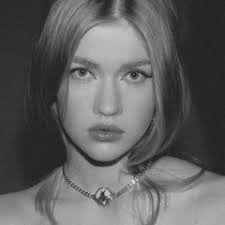 Listen to Юля Савичева