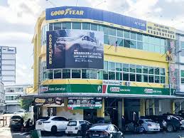 Castrol Auto Service Workshop - Wang Lai Tyres Motor Services