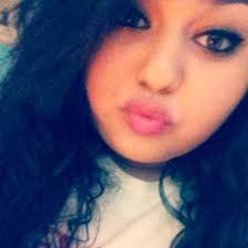 Alexa Alvarez (@uhlexuhh)