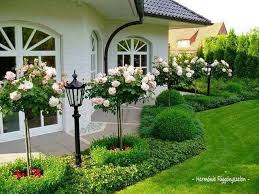 Pin By Sv Strelok On Kviti Front Garden Landscape Side Yard Landscaping Beautiful Gardens Landscape