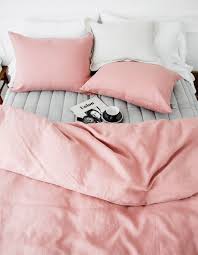 Tendencia De Design E Decor Rose Quartz Inspiracao Do Quarto Decoracao Ideias De Decoracao Quarto