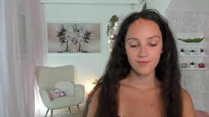 Sophie_Rain18's live show on 09012023 at MyFreeCams