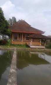 Sholeh mahmoed nasution (born 19 july 1983), colloquially known as ustadz solmed, is an indonesian islamic preacher, speaker, and actor. Villa Eyang Semar Home Facebook