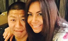 Lisez L Interview De Jack Pak Et De Son Epouse Fondateurs Des Espaces Ban Thai A Paris Et Nancy Interview Epouse Coiffure