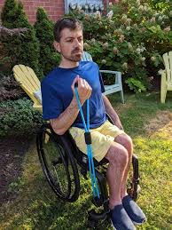 Largeur d une chaise roulante. Conseils Pour Garder La Forme A La Maison En Fauteuil Roulant Trucs Et Astuces Motion Composites