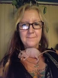 Hellllo, newbie here! I posted my fabulous creation in another group with  the caption of “I like watching you sleep” and got some lovely rat related  comments saying to come post it