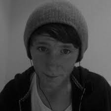 Luke Gower's Instagram, Twitter & Facebook