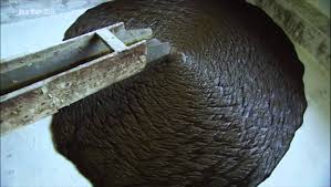 Fabrication Du Savon A Partir De L Huile D Olive Making Soap From Olive Oil صناص Youtube