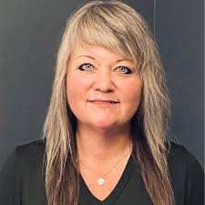 I am excited to introduce you to Lorrie Lancaster , our new Head of  Marketing and Communications for Mary's Meals Canada, beginning May 2nd.