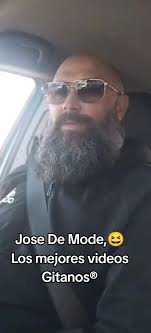 José Reyes Gitanos en Live