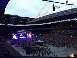 With its 90,000+ capacity, the renovated wembley stadium (2007) has always played an important role in england, it is the national ground of. Konzert Photos At Wembley Stadium