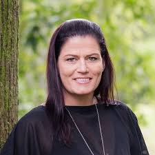 Julie Brake • Ray White New Zealand