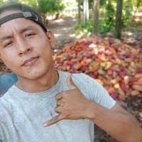 Larry Hidalgo's Instagram, Twitter & Facebook