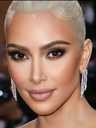 Vicky Walker face claim!! : r/RomanceClub