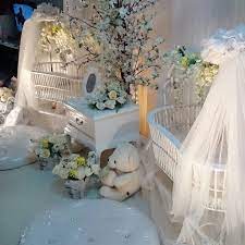 Adat berendoi atau buai bayi ini dipersembahkan sebagai tanda keriangan atau kesyukuran menyambut kelahiran cahaya mata. 11 Buaian Berendoi Ideas Baby Cradle Cradle Ceremony Baby Cradle Swing