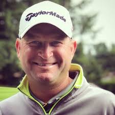 How do you read golf greens for speed and break?