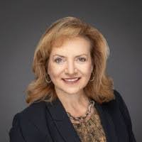 Gail Urban's Instagram, Twitter & Facebook