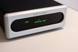 A la frontière entre la suède et le danemark, au beau milieu d'un pont, est retrouvé le corps d'une femme, vraisemblablement assassinée. Test Bel Canto Stream Network Bridge Dream Stream