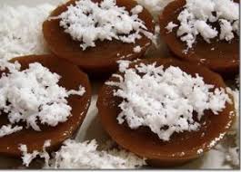 This pandan flavour kuih kosui is made with fresh pandan juice, thus it has a very nice pandan fragrance here is a wonderful version of the popular kuih kosui, flavored with pure pandanus juice. Hanya Guna Sukatan Cawan Aje Resepi Kaswi Gula Merah Ini Gebu Dan Sedap Keluarga