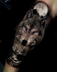7 Tiny Tattoo Ideas Em 2020 Tatuagem De Lobo Tatuagem De Lobo No Antebraco Tatuagem De Lobo No Braco