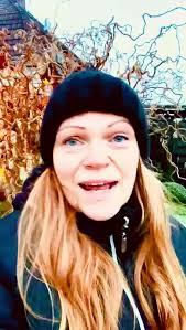 Tanja Prill kandidiert in Werries und der neuen Mitte Uentrop für den  Stadtrat. In diesem Video stellt sie sich vor und erzählt von Ihren  Visionen für Werries!