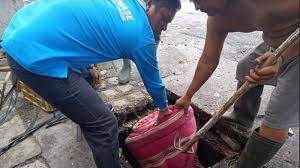 We did not find results for: Jalan Samanhudi Kemuteran Gresik Kerap Banjir Ternyata Ada Oknum Warga Buang Kasur Di Saluran Air Surya