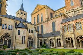 Ohne groß um den heißen brei herumzureden, kommen wir direkt zu den fakten und zeigen euch hier die sehenswürdigkeiten, die ihr euch bei… Trier Sehenswurdigkeiten 14 1 Tipps Fur Trier An Einem Tag